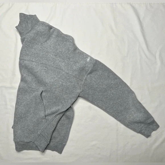 Alo Yoga Women's segment pullover Fleece sweatshirt - Dove Grey - S. - Picture 9 of 16